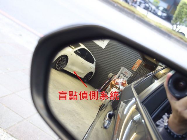 會長の店認證車☆五重送專案～純一手自用保證只跑3萬，ACC全速域跟車+車道偏移，車道置中  第14張相片