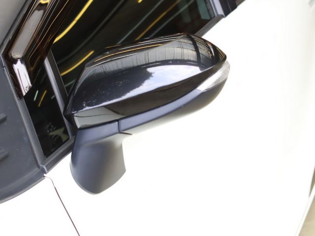 會長の店認證車☆小改款 SIENTA 1.8 豪華+/八安氣囊/只跑3萬/免鑰匙/倒車顯影/電動滑門/盲點偵測  第15張相片