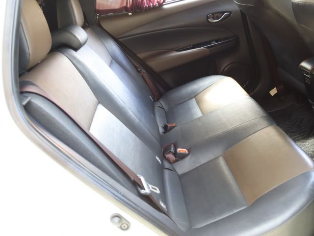 會長の店認證車☆YARIS 1.5 S版空力套件＋加裝下巴/免鑰啟動/一手里程數保證/巡跡防滑/車道偏移/自動煞停  第5張相片