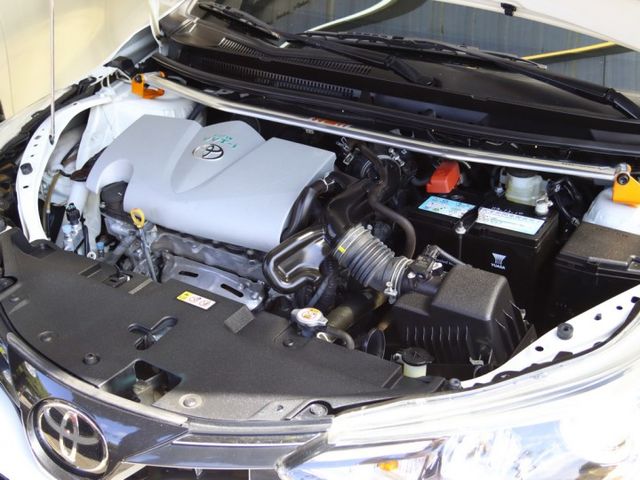 會長の店認證車☆YARIS 1.5 S版空力套件＋加裝下巴/免鑰啟動/一手里程數保證/巡跡防滑/車道偏移/自動煞停  第20張相片
