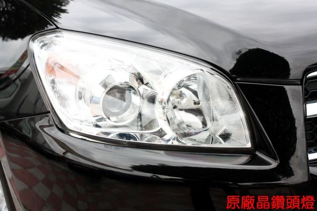 會長の店認證車☆極美小改款 RAV4 2.4/一手跑13萬公里.原廠保養記錄/電動座椅/恆溫空調/影音大螢幕  第16張相片