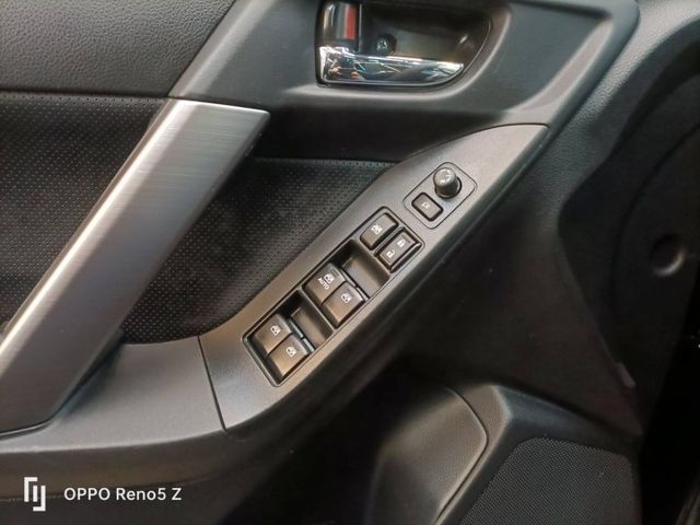會長の店認證車/五重＋辦到好專案/2.0XT渦輪4WD最頂級款/全景天窗/電動尾門/定速/電動椅/F1快撥/鋼圈  第10張相片