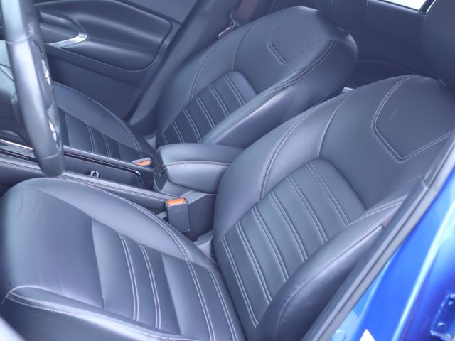 會長の店認證車★原廠選配近十萬空力套件，限量款潮流版特仕車/旗艦版/360度環景/盲點/LED頭燈/ACC跟車/JBL  第4張相片