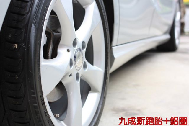 會長の認證車☆總代理B200 1.6cc/自用保證只跑7萬多/安卓大螢幕/全景天窗/雙前電動椅/倒車顯影/九安全氣囊  第13張相片
