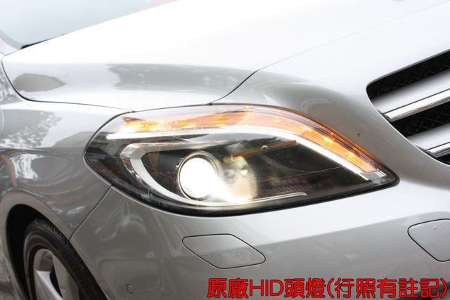 會長の認證車☆總代理B200 1.6cc/自用保證只跑7萬多/安卓大螢幕/全景天窗/雙前電動椅/倒車顯影/九安全氣囊  第17張相片