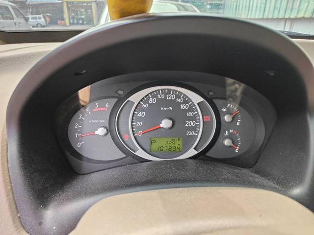 會長の店認證車/半年保固☆小改款天窗2.0柴油旗艦‧自用車+里程數保證只跑10萬‧雙側踏板‧定速•電動椅•恆溫‧極優車況  第5張相片