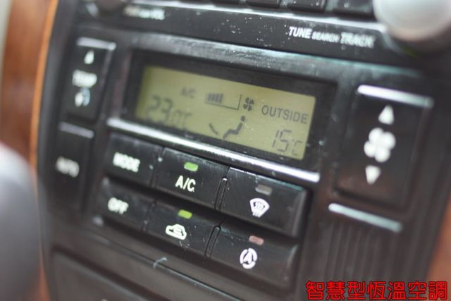 會長の店認證車/半年保固☆小改款天窗2.0柴油旗艦‧自用車+里程數保證只跑10萬‧雙側踏板‧定速•電動椅•恆溫‧極優車況  第11張相片