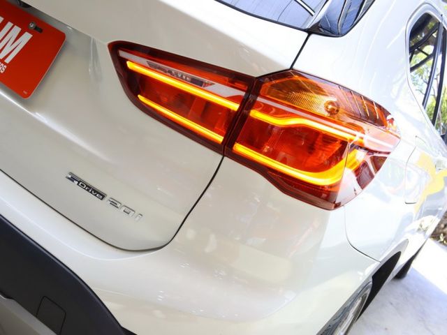 會長の店認證車/五重送專案☆總代理X1 小改款大螢幕/一手跑8萬/八安/腳踢電動尾門/電動座椅/手自排快撥  第18張相片