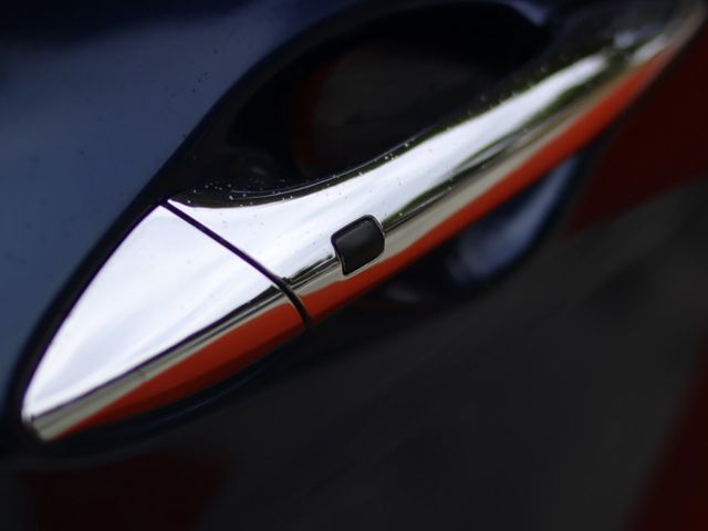 會長の店認證車/五重送專案☆小改款ELANTRA EX 1.8 旗艦版.一手車+里程數保證.六安.免鑰匙.安卓大螢幕  第15張相片