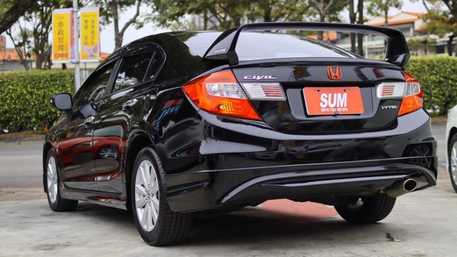 會長の店認證車/五重送專案☆頂級 HONDA 喜美九代 1.8 VTI-S.一手+里程數保證.換檔快撥.電動天窗.大螢幕  第2張相片