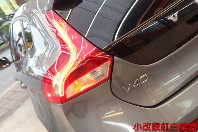 會長の店認證車☆小改款 V40 T3旗艦版.自用跑12萬公里.ACC跟車.車道偏移.盲點.雙前電動椅  第19張相片
