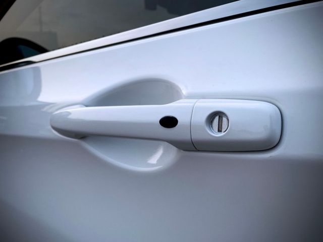 U6旗艦版 電動天窗/KEYLESS/定速巡航/電尾門/360環景/抬頭顯示器/巡跡防滑  第7張相片