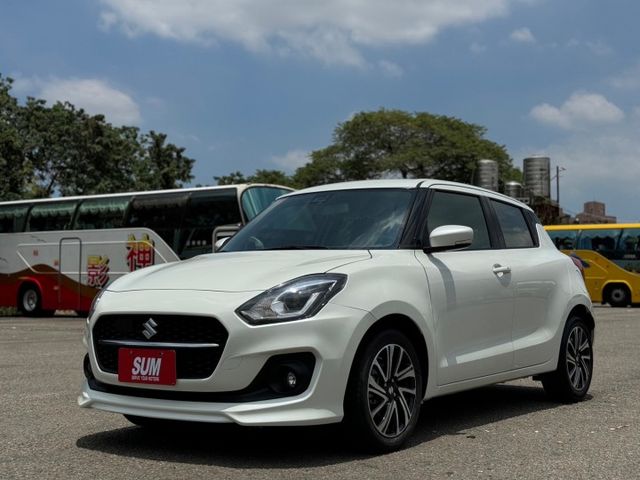 Swift 1.2 GLX 換檔撥片/摸門/IKEY/倒車顯影/循跡防滑/定速/車偏警示/ACC跟車/自動緊急煞車系統  第1張相片