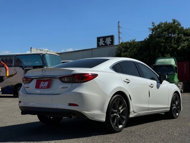 Mazda6柴油旗艦型 電動天窗/駕駛座記憶椅/雙前座電動椅/盲點/前駐雷達/巡跡防滑/車偏警示/抬顯  第4張相片