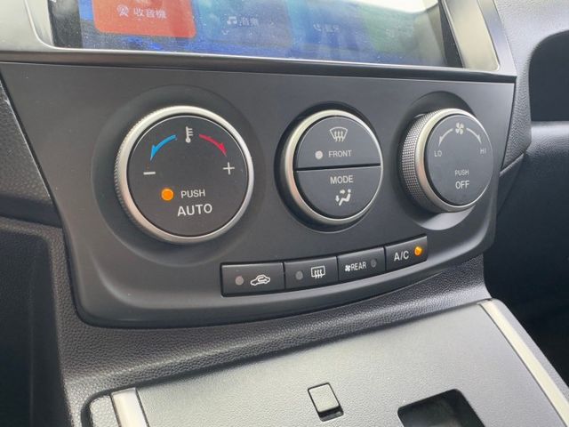 Mazda5七人座尊爵型 電動天窗/皮椅/後座出風口/定速/電動椅/安卓機/倒車顯影/導航/抬頭顯示器  第10張相片