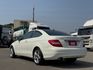 C250 Coupe 全景天窗/定速/倒車顯影/分區恆溫空調/雙前座記憶椅/後座出風口  第6張縮圖
