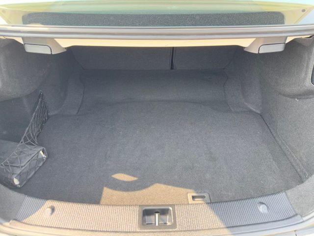 C250 Coupe 全景天窗/定速/倒車顯影/分區恆溫空調/雙前座記憶椅/後座出風口  第16張相片