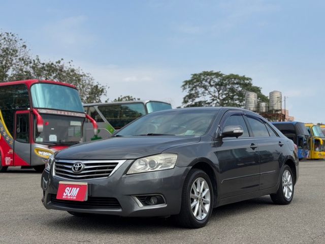 Camry 安卓機/倒車顯影/衛星導航/分區恆溫空調/電折後視鏡/抬頭顯示器  第1張相片