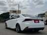 IS200t 摸門/定速/Car Play/倒車顯影/導航/分區恆溫空調/通風電熱椅/循跡防滑/駕駛座記憶椅/電折後視鏡  第6張縮圖