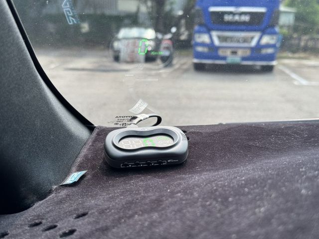 YARIS 經典 安卓機/倒車顯影/循跡防滑/電折後視鏡/抬頭顯示器  第13張相片