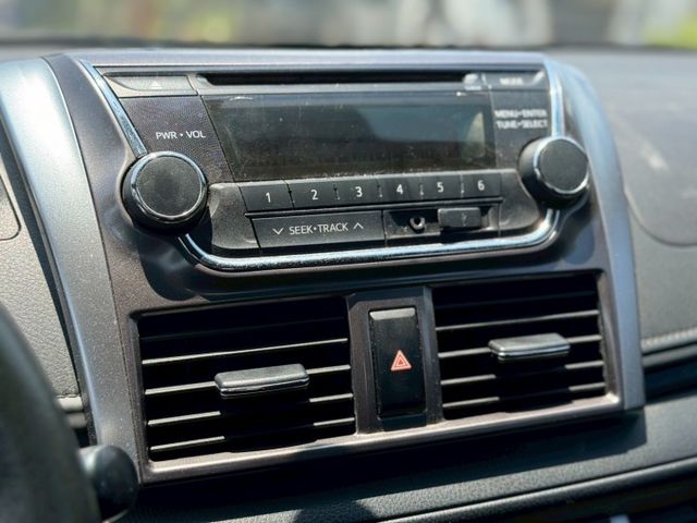 YARIS雅緻 熱門五門掀背小車 低排氣量省稅金 省油又好保養  第8張相片