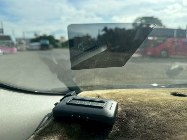 Sentra 摸門/IKEY/定速/安卓機/倒車顯影/導航/分區恆溫空調/抬頭顯示器/電折後視鏡  第9張相片