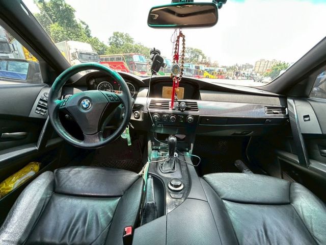 530i 稀有E世代大馬力 電動天窗/定速/分區恆溫空調/倒車顯影  第7張相片