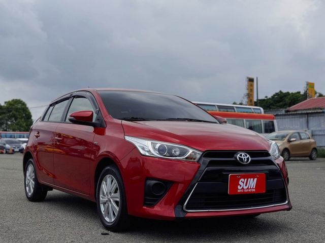 YARIS 經典+ 曜黑風格車頭/中控螢幕/衛星導航/倒車顯影  第3張相片