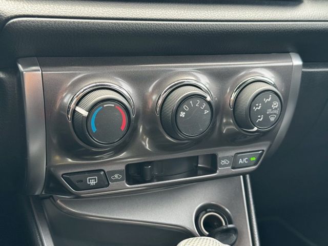 YARIS 經典+ 曜黑風格車頭/中控螢幕/衛星導航/倒車顯影  第10張相片