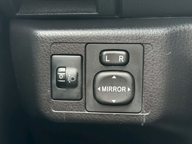 YARIS 經典+ 曜黑風格車頭/中控螢幕/衛星導航/倒車顯影  第11張相片