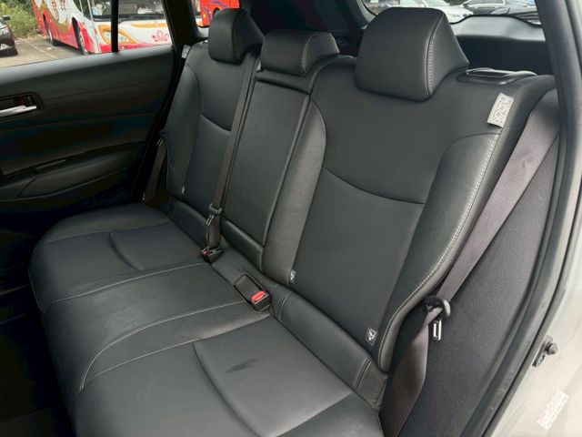 Corolla Cross油電 摸門/ACC跟車/車偏警示/恆溫空調/倒車顯影/循跡防滑/電折後視鏡/後座出風口  第16張相片
