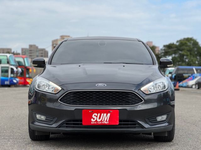 FOCUS ECOBOOST汽油時尚型 換檔撥片/定速/導航/倒車顯影/電折後視鏡/織布座椅  第2張相片