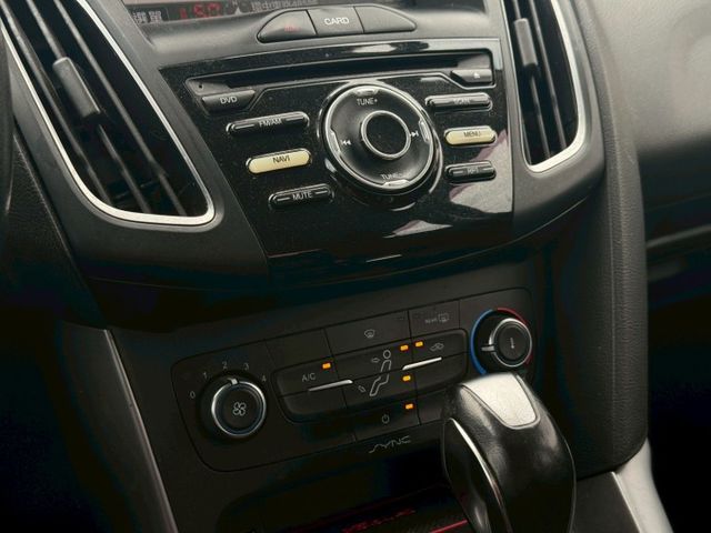 FOCUS ECOBOOST汽油時尚型 換檔撥片/定速/導航/倒車顯影/電折後視鏡/織布座椅  第11張相片