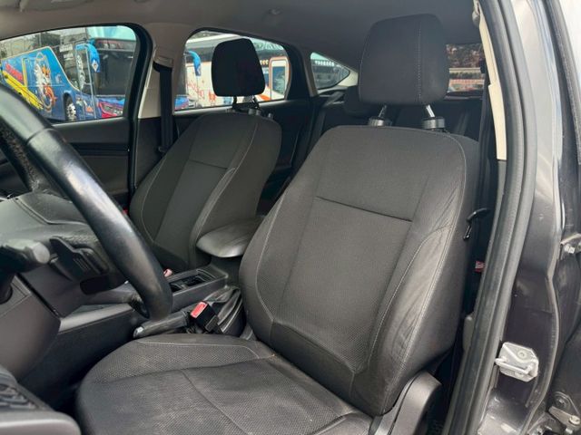 FOCUS ECOBOOST汽油時尚型 換檔撥片/定速/導航/倒車顯影/電折後視鏡/織布座椅  第14張相片