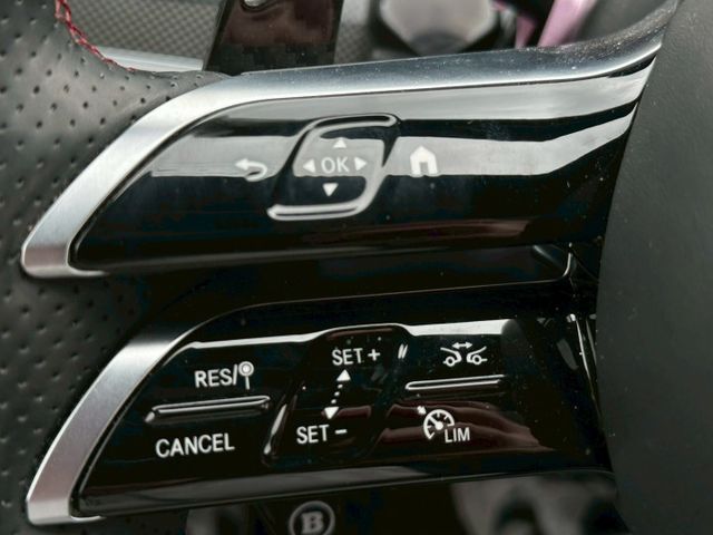 AMG E43 4MATIC天窗/通風電熱椅/柏林/環景影像/抬顯/動態座椅/巡跡防滑/電尾門/換檔撥片/定速/電子懸吊  第8張相片