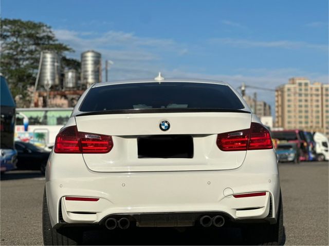 316i Sedan 分區恆溫空調/中控螢幕/倒車顯影/巡跡防滑/換檔撥片  第5張相片