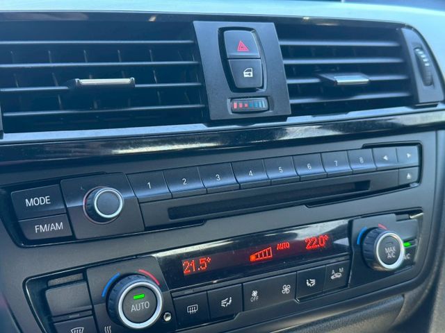 316i Sedan 分區恆溫空調/中控螢幕/倒車顯影/巡跡防滑/換檔撥片  第15張相片