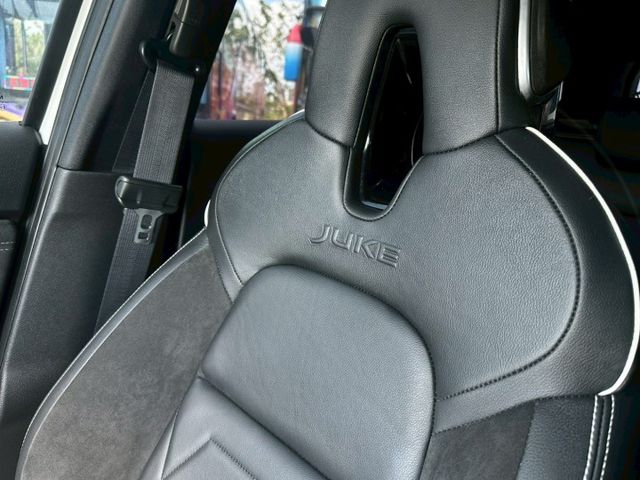 JUKE駕趣版 IKEY/盲點偵測/摸門/定速/電折後視鏡  第18張相片