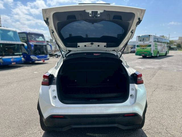 JUKE駕趣版 IKEY/盲點偵測/摸門/定速/電折後視鏡  第20張相片