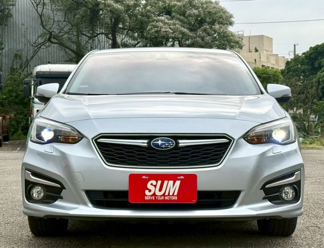 IMPREZA 1.6 摸門/定速/IKEY/電動天窗/循跡防滑/倒車顯影/分區恆溫空調  第2張相片