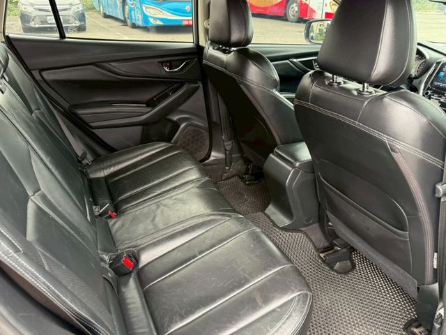 IMPREZA 1.6 摸門/定速/IKEY/電動天窗/循跡防滑/倒車顯影/分區恆溫空調  第10張相片