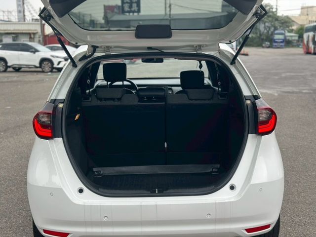 FIT Home汽油版 IKEY/換檔撥片/中控螢幕/倒車顯影/定速/ACC跟車/恆溫空調/循跡防滑  第18張相片