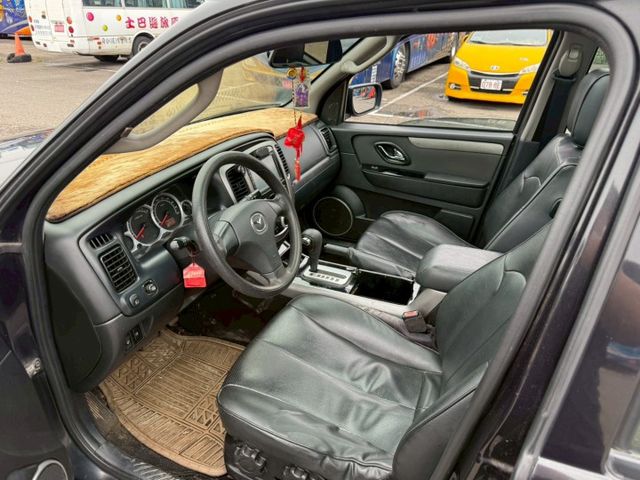 邱比特 便宜工務車，遮風避雨又耐開  第5張相片