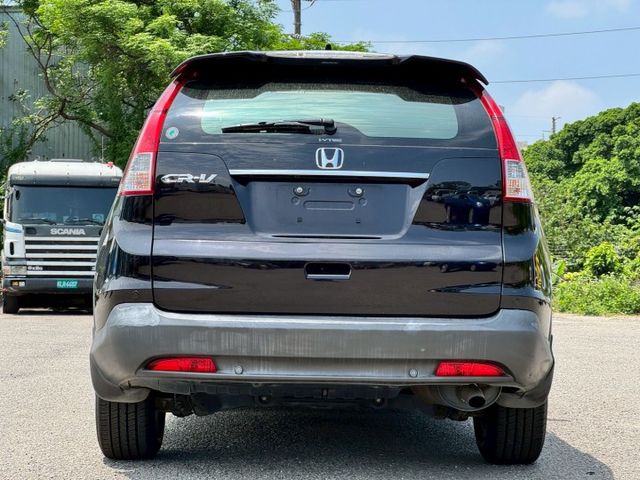CR-V VTi-S 定速/衛星導航/倒車顯影/電折後視鏡/循跡防滑/分區恆溫空調/電動天窗/後座出風口  第5張相片