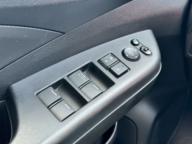 CR-V VTi-S 定速/衛星導航/倒車顯影/電折後視鏡/循跡防滑/分區恆溫空調/電動天窗/後座出風口  第11張相片