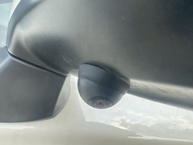 XV 2.0 i-S 電動椅/循跡防滑/定速/倒車顯影/安卓機/IKEY/分區恆溫空調/電動天窗  第7張相片