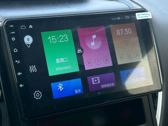 XV 2.0 i-S 電動椅/循跡防滑/定速/倒車顯影/安卓機/IKEY/分區恆溫空調/電動天窗  第12張相片