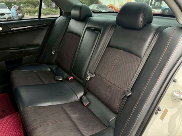LANCER FORTIS 安卓機/定速/倒車顯影/恆溫空調  第12張相片