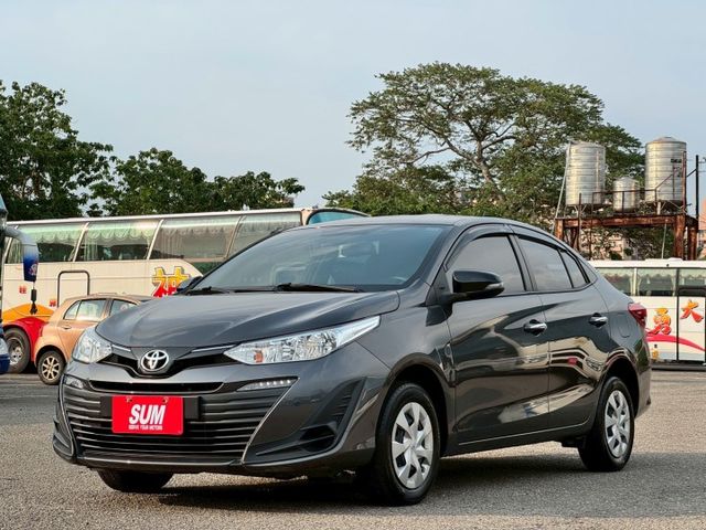 VIOS Car Play/倒車顯影/抬頭顯示器/電折後視鏡/循跡防滑  第1張相片
