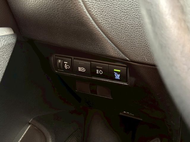 Corolla Cross尊爵 ACC跟車/恆溫空調/中控螢幕/倒車顯影/IKEY  第11張相片